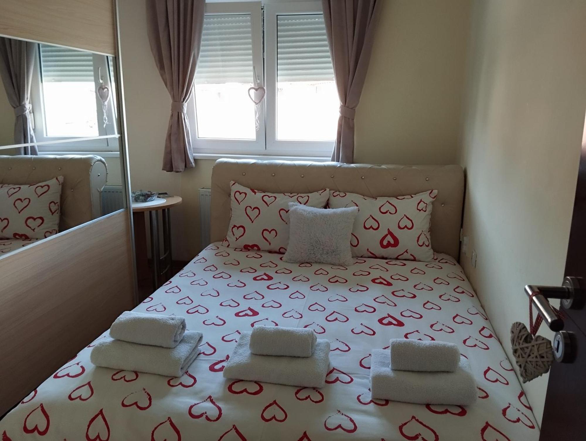 Apartman Mali Raj Vrnjacka Banja Exterior photo